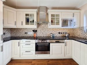 Photo 10- click for photo gallery